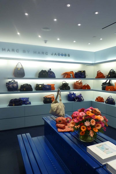 特典あり グアム初 Marc By Marc Jacobs ショップオープン グアムの現地最新情報 ココ夏ッ通信guam